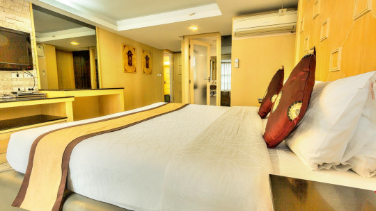 tumblr_inline_ogtldnm5oy1uzv7xg_540